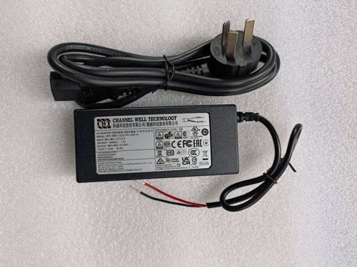 侨威海康威视球机摄像头12V3.33A