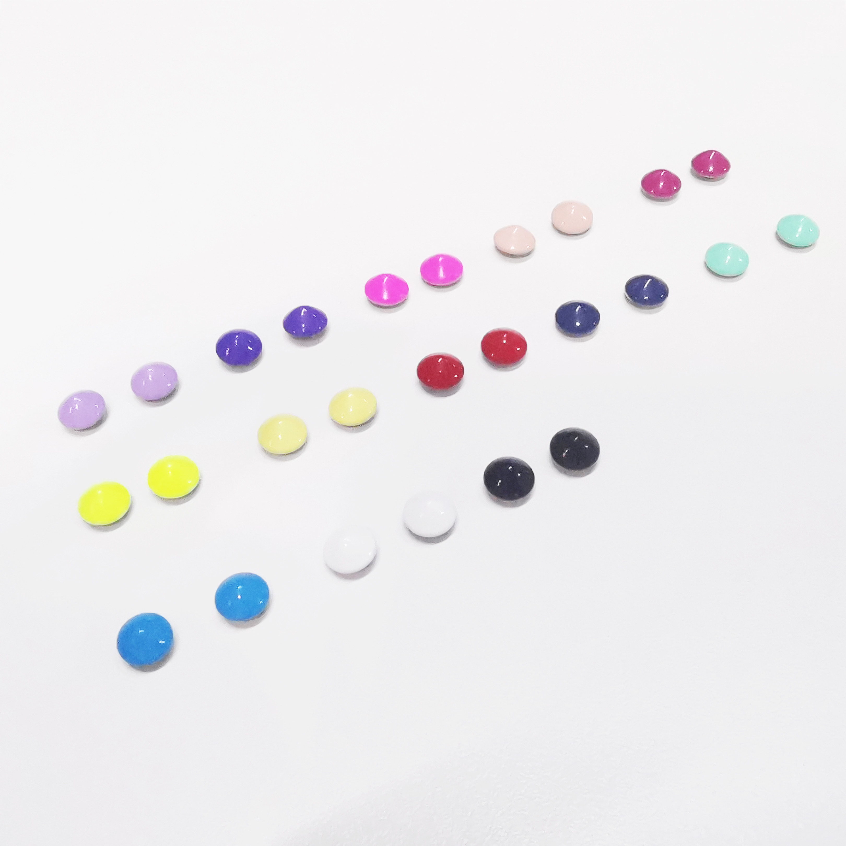 多色diy童装娃娃衣材料 彩色尖锥铆钉服装配件锥形尖蘑菇撞钉