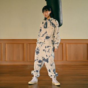 倔强兔美式休闲服套装潮男宽松扎染连体衣男白色上衣束脚连体裤