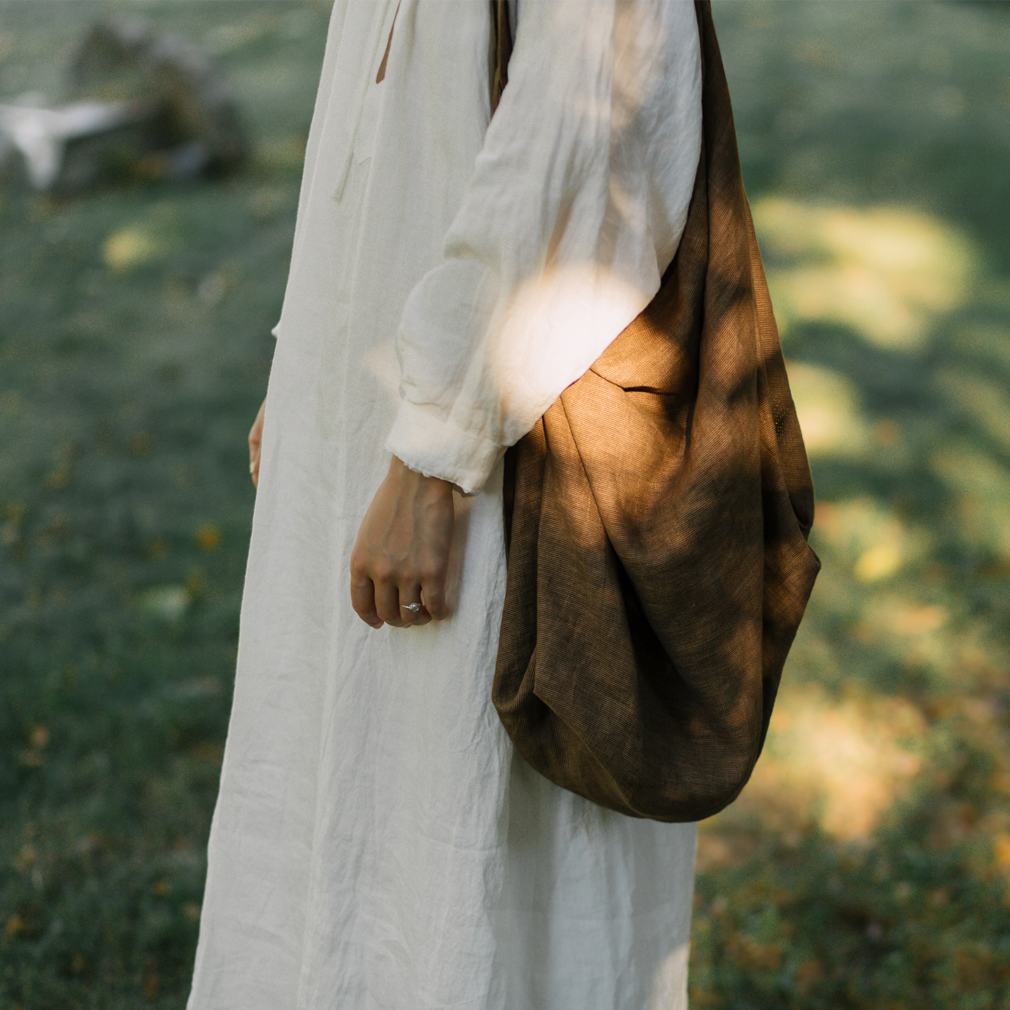 paleMoon |落叶棕色素朴单层大容量单肩包棉麻布袋秋随性复古布包