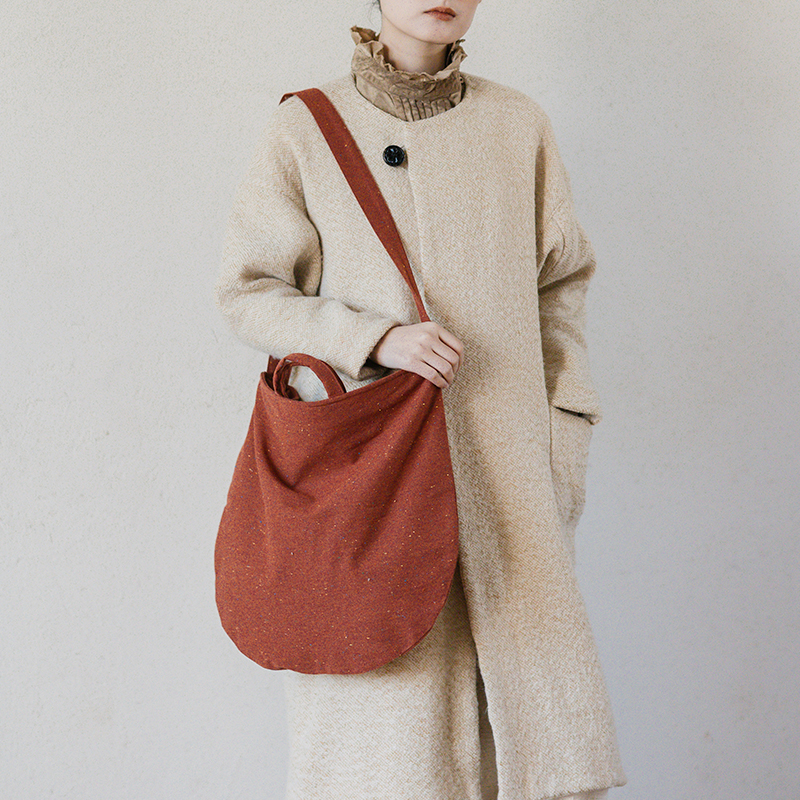 paleMoon | 烟花 彩点新年红色系斜挎包单肩大包复古日系秋冬羊毛