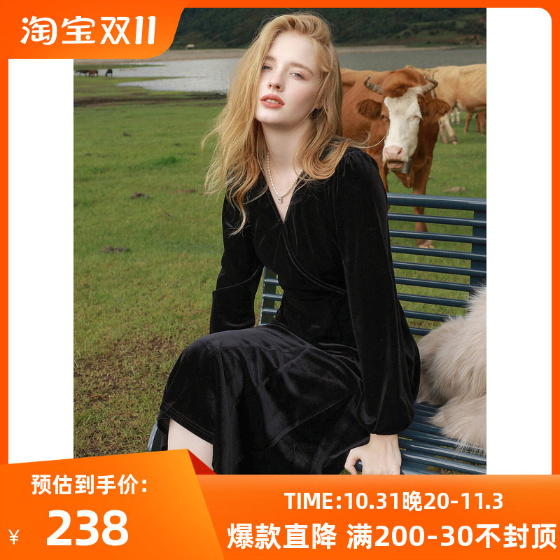 三彩2023冬季新款V领丝绒连衣裙收腰大摆长裙A字裙气质女怎么样,好用不?