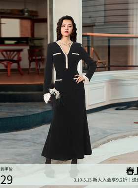 曼诺比菲商场同款冬季v领提花针织鱼尾长款连衣裙SGEL146223