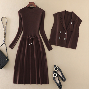 清仓秋冬新款两件套高端女装马甲长袖显瘦A字裙针织打底连衣裙子