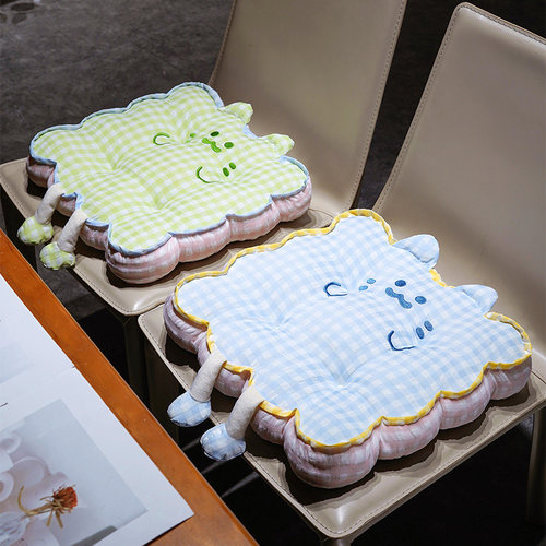 宿舍学生教室坐垫椅子垫屁垫久坐座椅垫子秋冬款加厚防屁股疼舒适