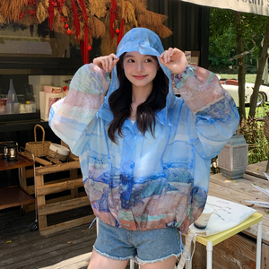 2026新款夏季时髦风景印花防晒衣女设计款宽松显瘦连帽轻薄外套潮图片