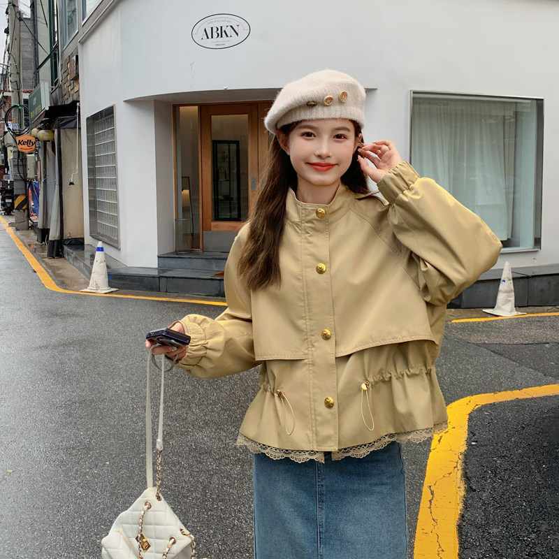 卡其色小香风蕾丝拼接短外套女2026秋季新款182-8519-P135-K188,女装短外套,帛香坊