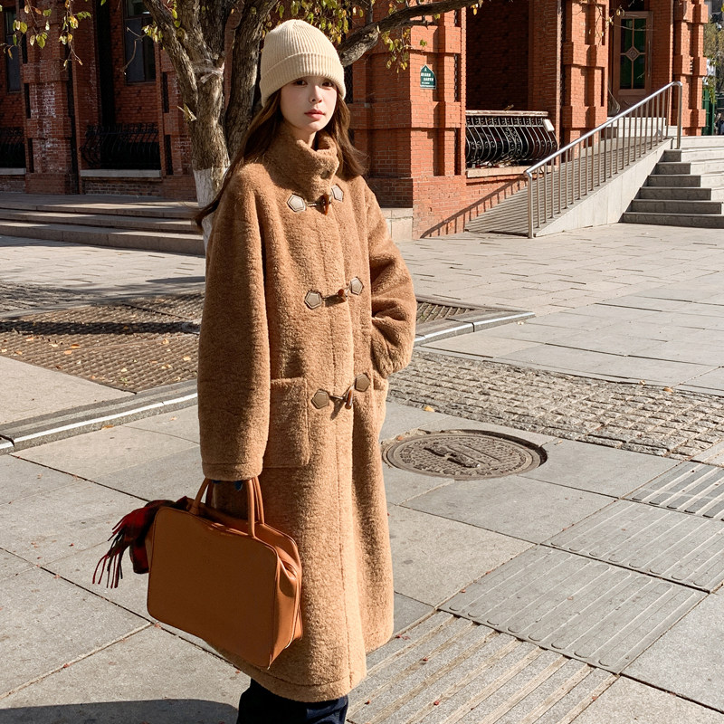 25年高转化高级火焰复合门襟牛角扣皮毛一体182-8585P225K338,女装皮草,帛香坊