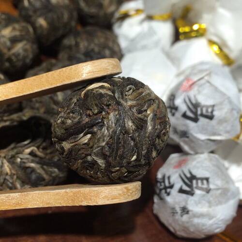 易武龙珠 手工古树小沱茶 普洱茶生茶500克 回甘生津持久礼品装茶