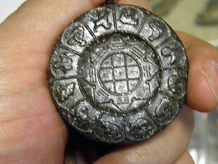 西北非石陨石摆件渔翁盘龙宝宝佛弥勒佛原石挂件平安扣虎牌牌子