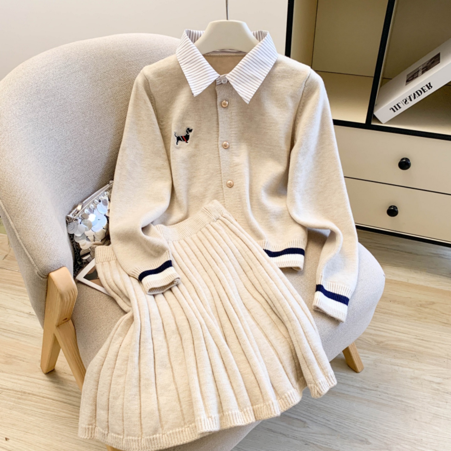 韩系学院风假两件polo领毛衣套装