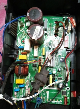 美的第五代变频拔码通用板. 17122000A35775 拆机试好