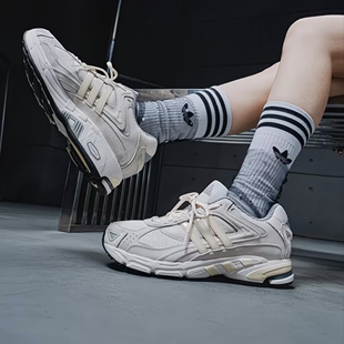 Adidas三叶草男女网面透气老爹鞋RESPONSE缓震运动跑鞋GZ1562