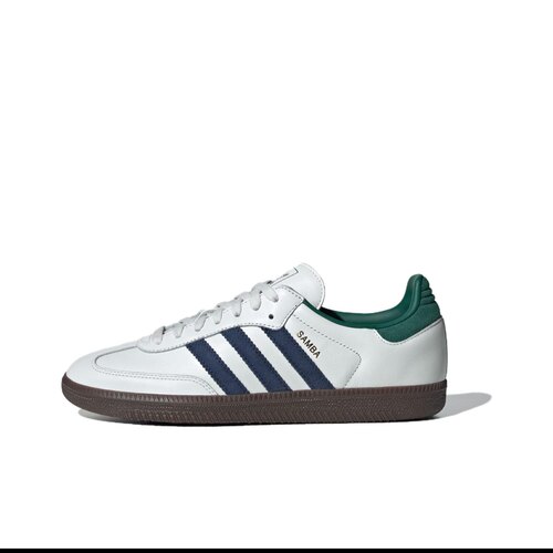 adidas男女同款时尚简约运动板鞋IH4882