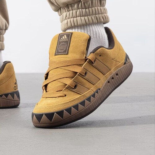Adidas/阿迪达斯ADIMATIC男女鲨鱼鞋复古低帮休闲板鞋 JR8035