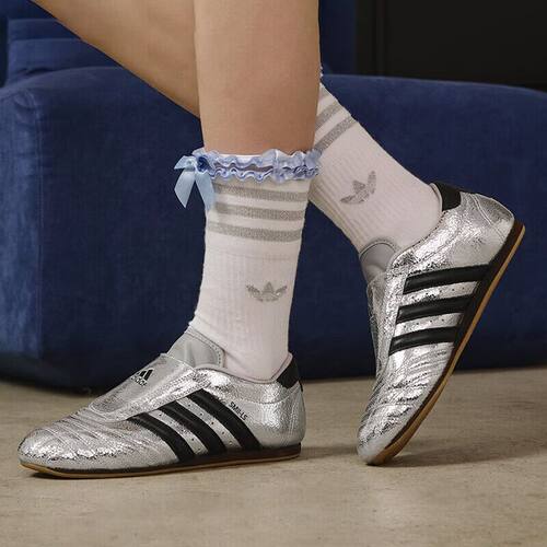阿迪达斯adidas三叶草休闲鞋女春季TAEKWONDO运动鞋JH9664