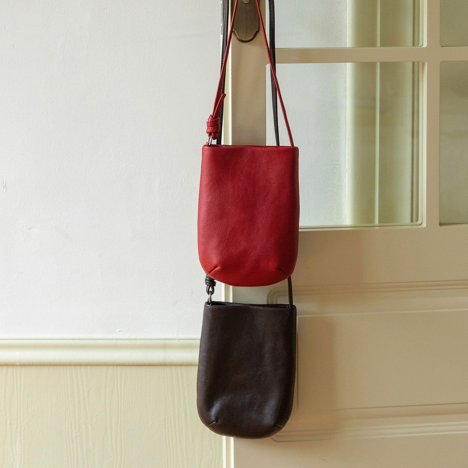 猴子家 春夏新款女包 复古多巴胺墩墩包植鞣牛皮迷你手机包斜挎包