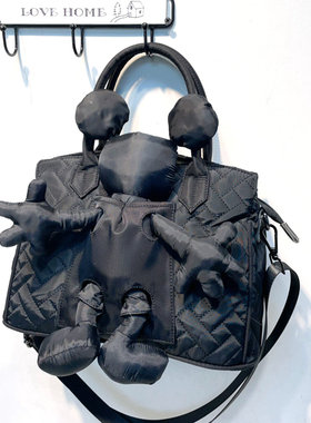 2025新款时尚女包手提包尼龙绣线单肩包斜挎包公仔包包休闲托特包