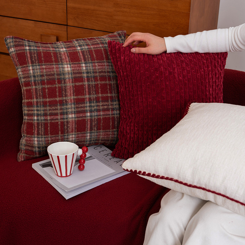 中古风结婚喜庆复古格子红色抱枕客厅沙发轻奢高级感床头靠垫枕套