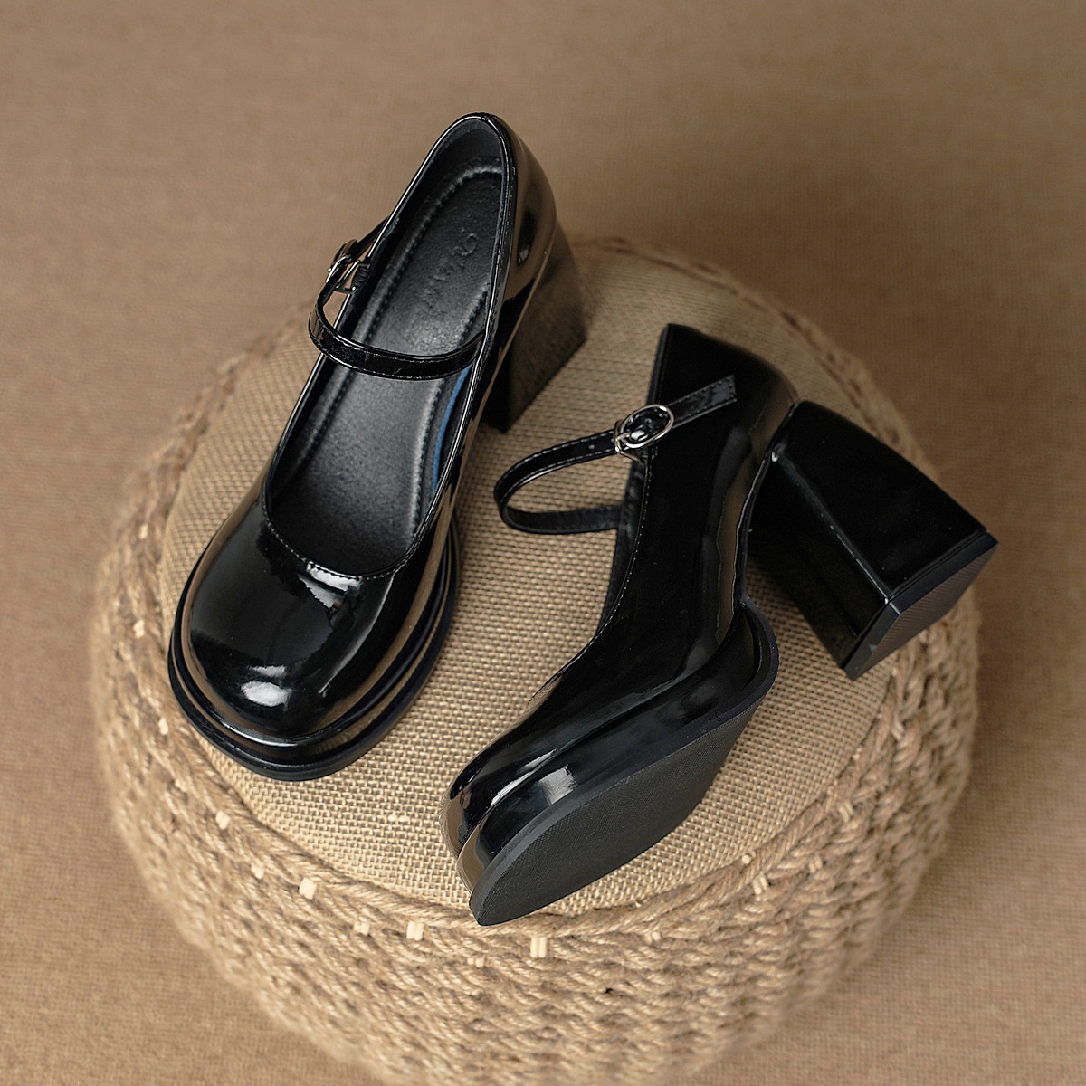 2023年新款春秋黑色珍小皮鞋防水台一字扣带高跟鞋女粗跟单鞋