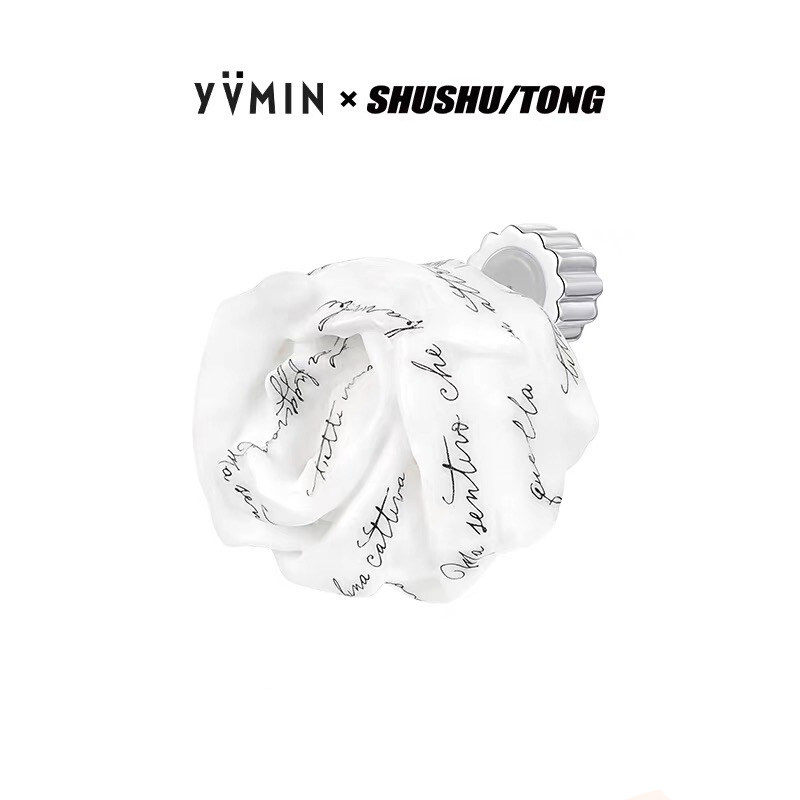 【YVMIN】SHUSHUTONG联名款 容祖儿同款大纸团耳钉 25AW秋冬新款