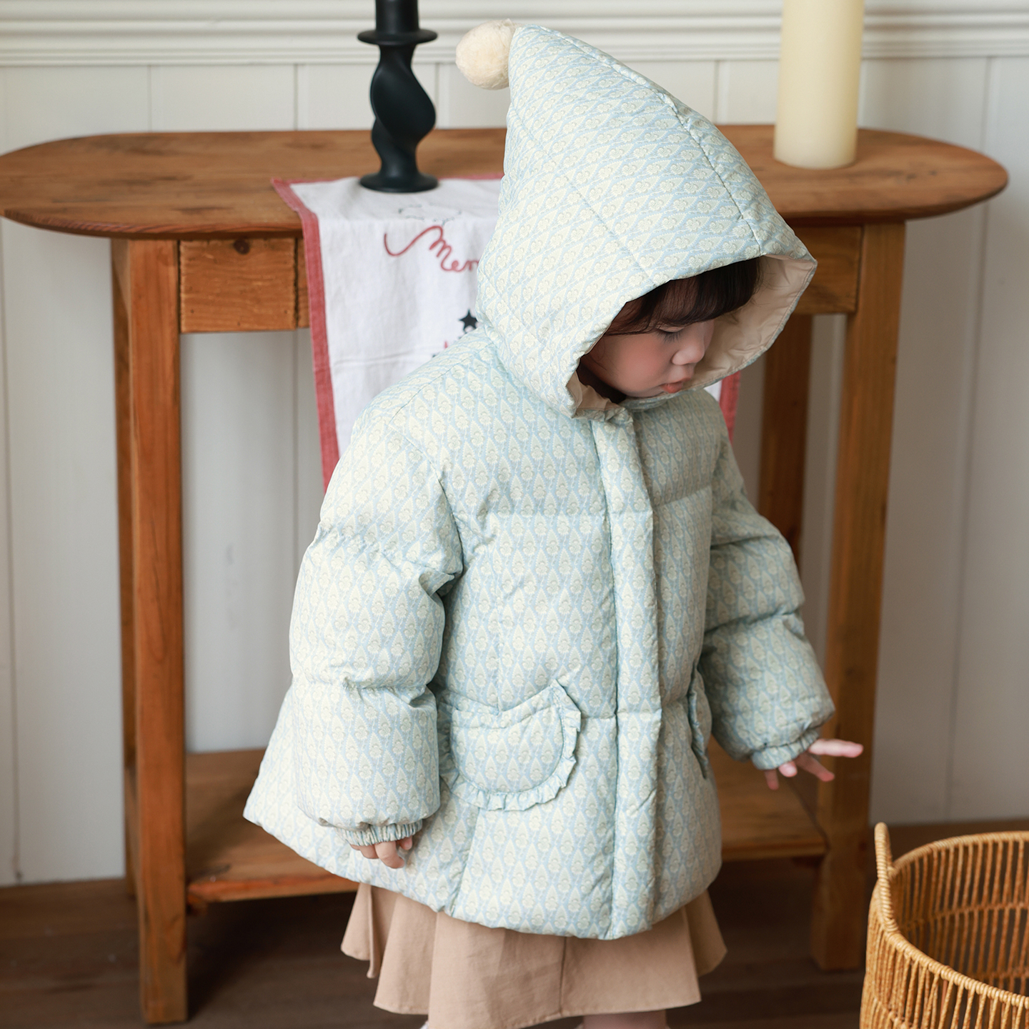 女宝宝羽绒服中长款2025冬季新款加厚女童羽绒服中小童装外套4210