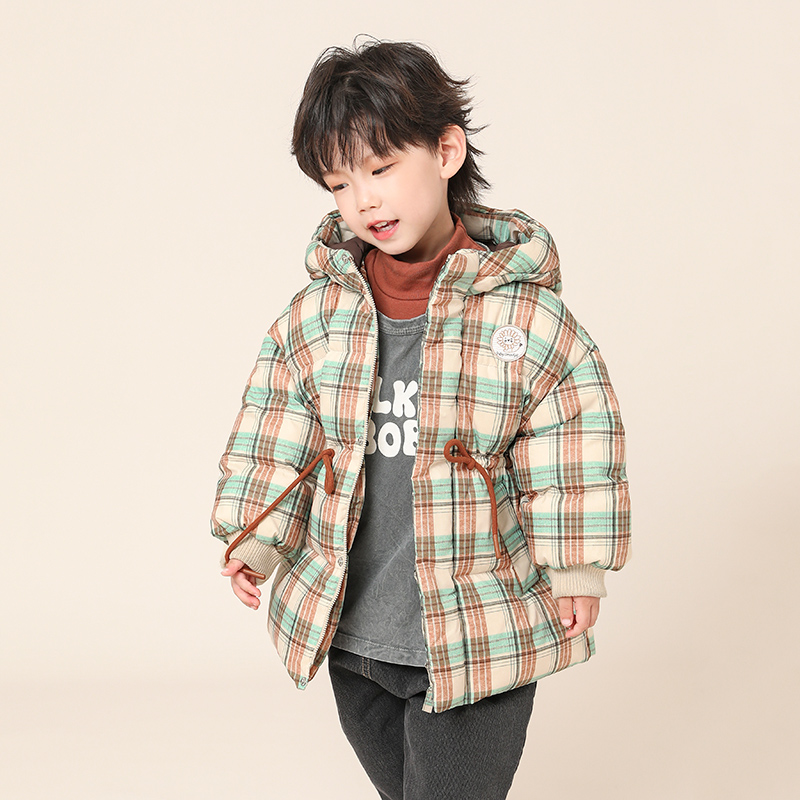 中长款加厚男童格子羽绒服