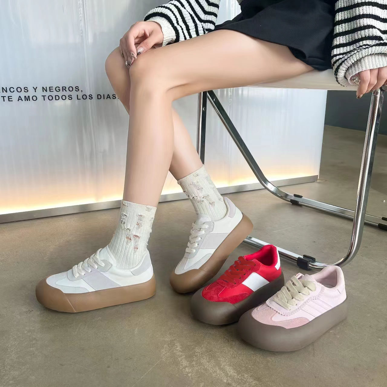 云上一步圆头休闲低帮休闲板鞋图片