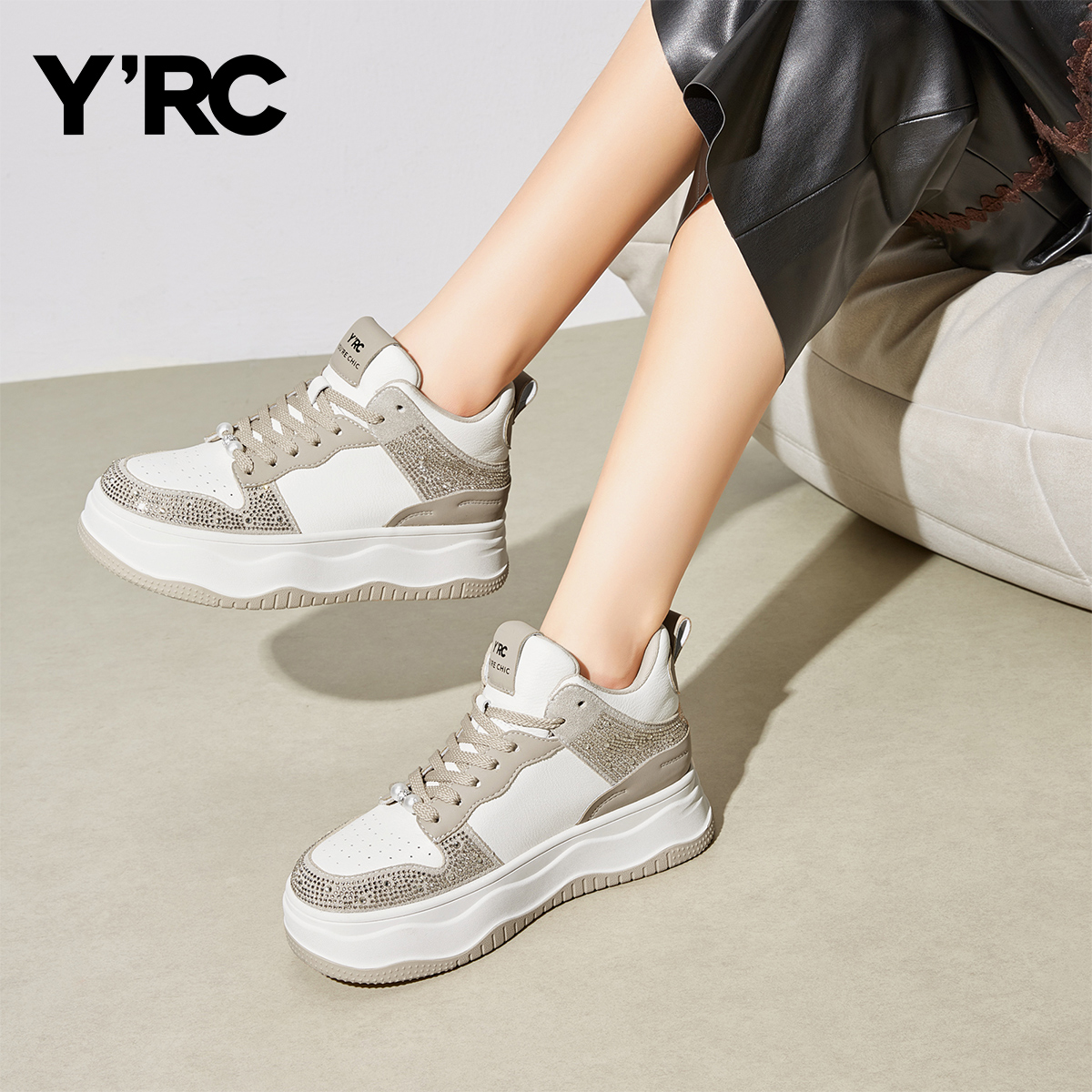 YRC厚底小白鞋女2025新款百搭休闲运动板鞋软底松糕鞋