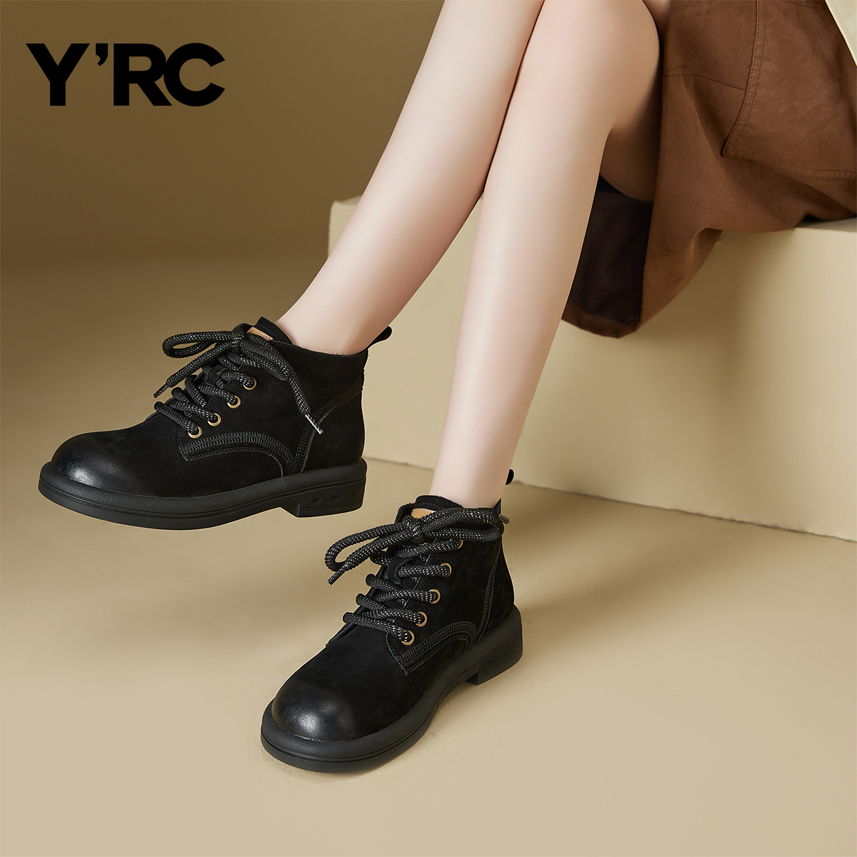 YRC马丁靴女2025新款复古高级感英伦风鞋超火厚底粗跟炸街小短靴