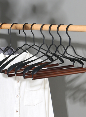 高端榉木无痕衣架高级铁艺黑色金属成人防滑衣撑皮草木质加厚衣挂