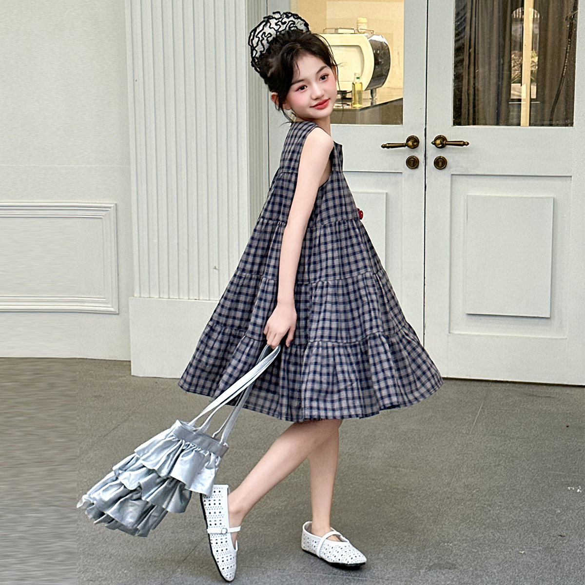 女大童连衣裙夏季2025新款韩版公主裙中大童女孩格子裙夏装背心裙