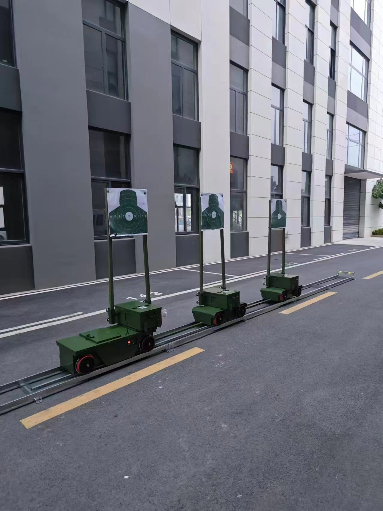 左右移动靶机旋转靶机带轨道手持遥控器