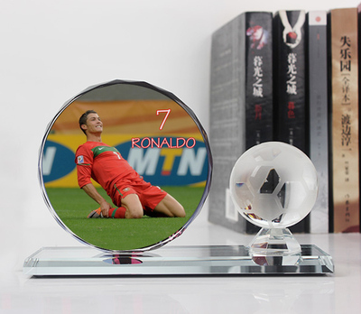 C罗皇马纪念品劳尔周边