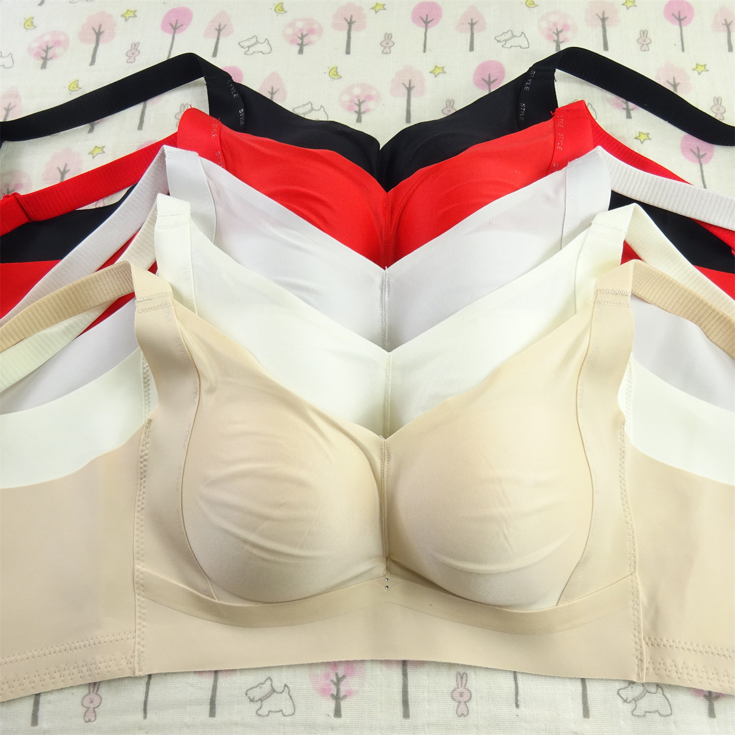 琪姝8061无钢圈中厚莫代尔AB杯文胸无痕聚拢轻压透气舒适托胸内衣,女士内衣/男士内衣/家居服,文胸,淘宝优惠券,粉丝福利购,淘宝优惠卷