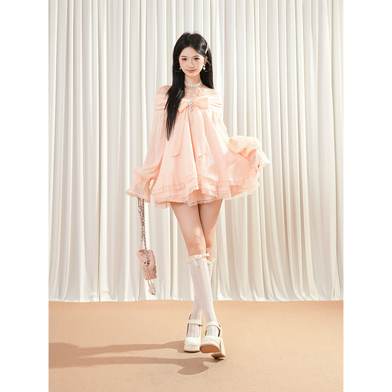 暮霭蔷薇 法式甜美气质蝴蝶结蕾丝拼接一字肩上衣+半身短裙套装女