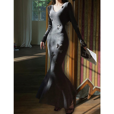 蝶梦织影 法式气质亮片修身鱼尾针织连衣裙女秋冬款显瘦打底长裙