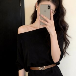 宽松松弛感短袖 上衣 t恤女夏季 斜肩型黑色一字领针织冰丝半袖