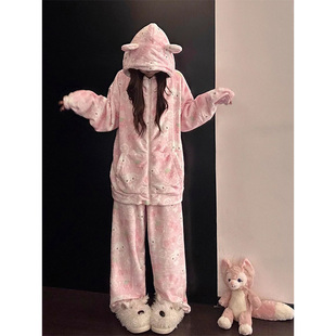 甜美卡通印花连帽毛绒睡衣女秋冬季新款家居服加厚加绒套装可外穿