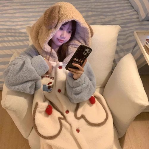 卡通腊肠狗珊瑚绒大码睡衣女