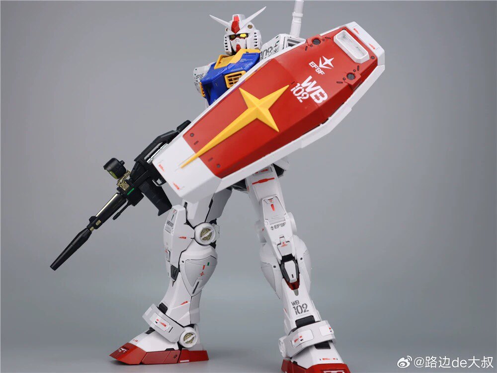 Daiban PG 1/60 RX-78-2 with Etched Parts & Decals - Taobao product photo 2