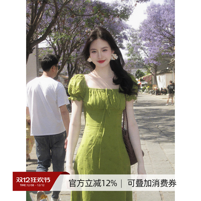 Haze禾枝镂空泡泡袖方领连衣裙