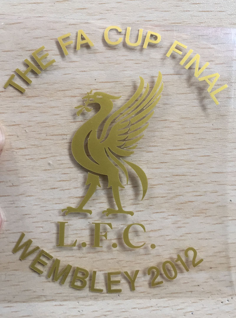 2012利物浦足总杯决赛对赛热转印足球臂章