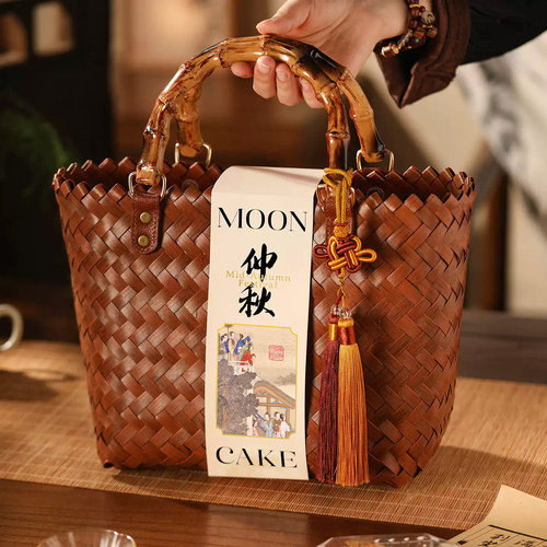 2026中秋节月饼礼盒包装盒酒店仿藤编织手提篮流心蛋黄酥盒子空盒
