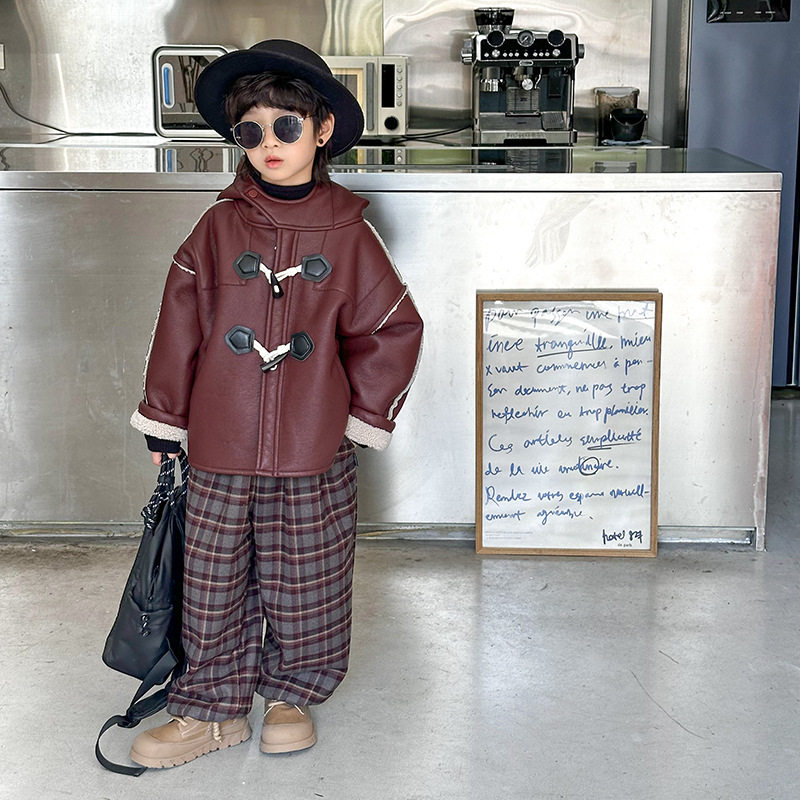 2025男童皮衣夹克外套加绒加厚儿童洋气连帽机车潮酷秋冬皮毛一体,童装/婴儿装/亲子装,夹克/皮衣,淘宝优惠券,粉丝福利购,淘宝优惠卷