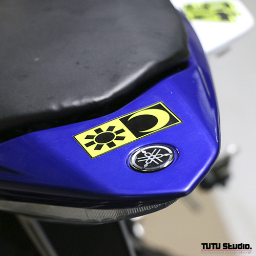 TUTU圖圖車貼-46 ROSSI 罗西 日月 A款 荧光贴 车贴 贴纸 贴花
