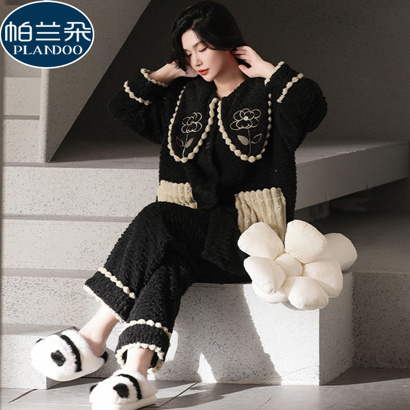 法兰绒睡衣女可外穿冬季家居服保暖冬天加绒加厚休闲开衫大码套装