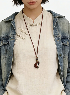 简约复古的牛皮绳毛衣链