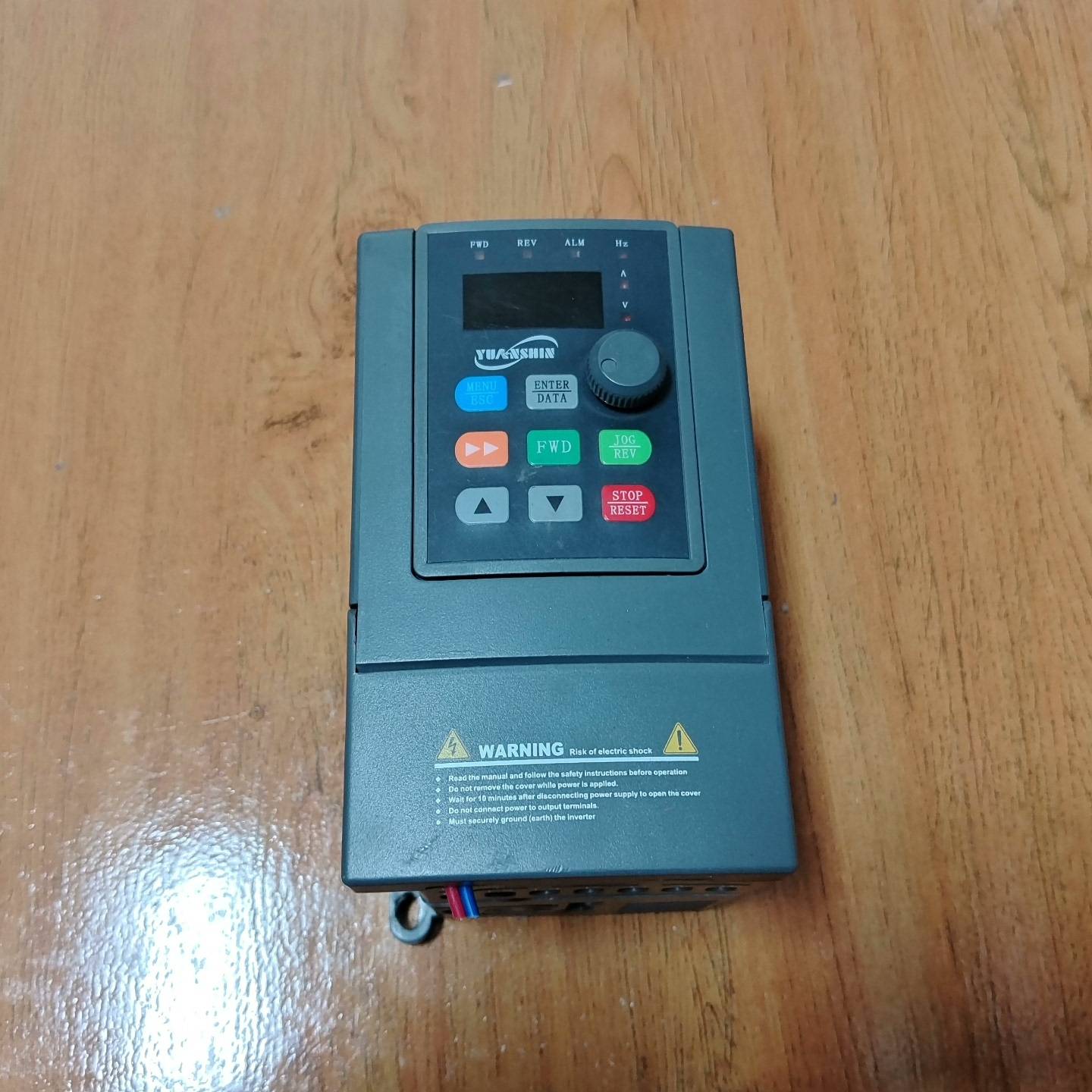 议价1.5kw源信变频器YX3000-2S0015G，功率1.5