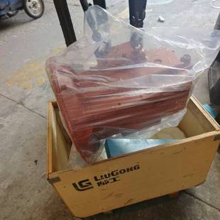 功 正品 议价全新柳工922E液压泵V90N130 原装